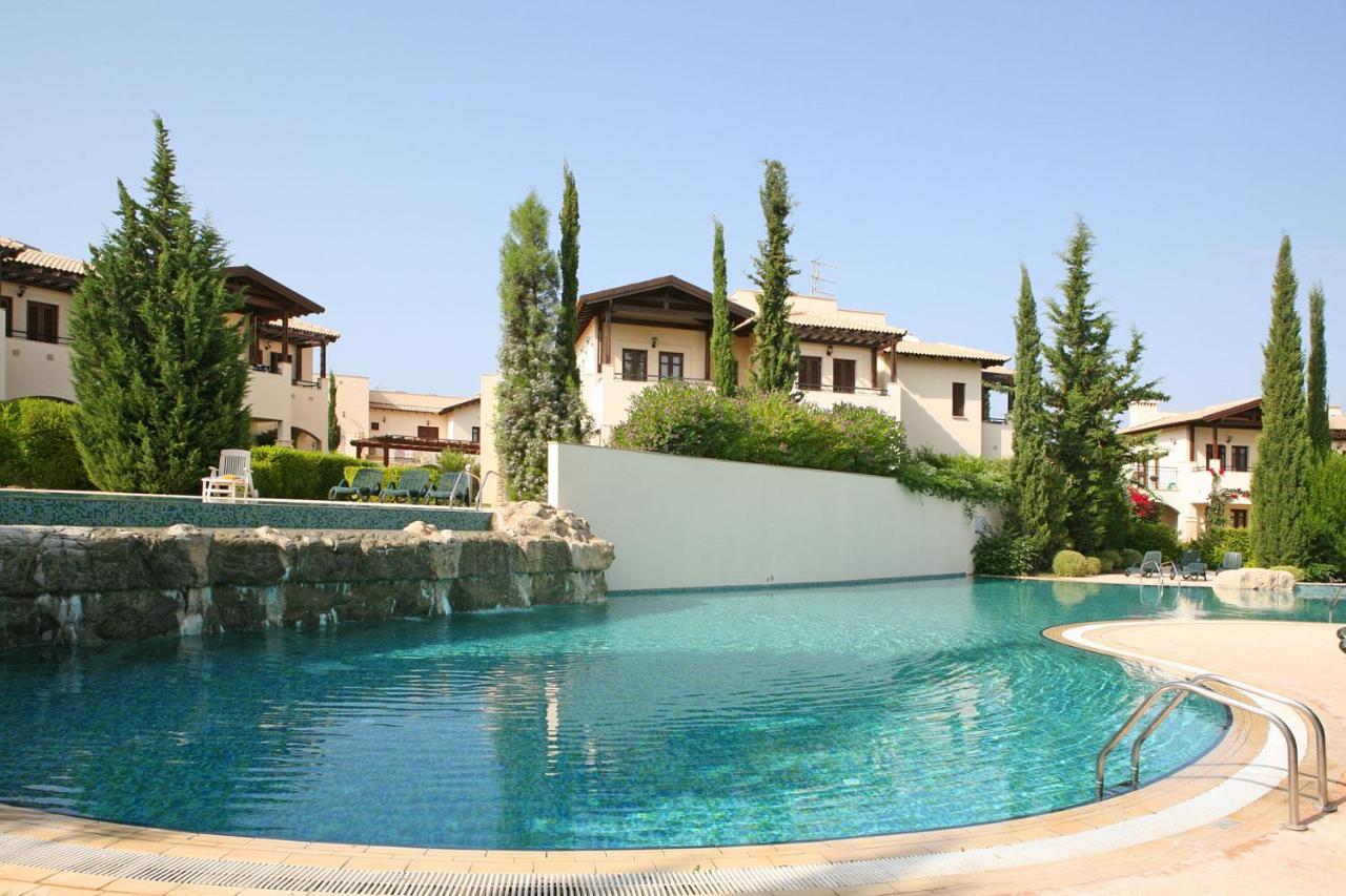 Helios Heights Spirits, Aphrodite Hills Golf Resort Kouklia Exteriör bild