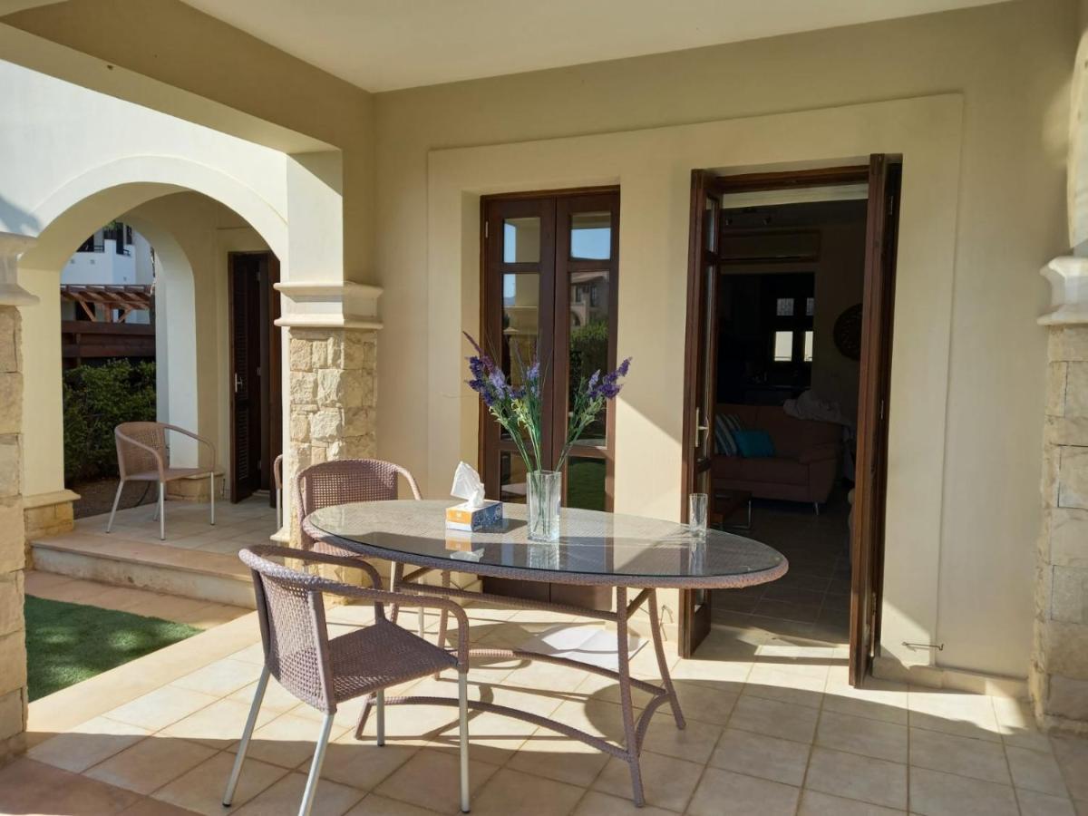 Helios Heights Spirits, Aphrodite Hills Golf Resort Kouklia Exteriör bild