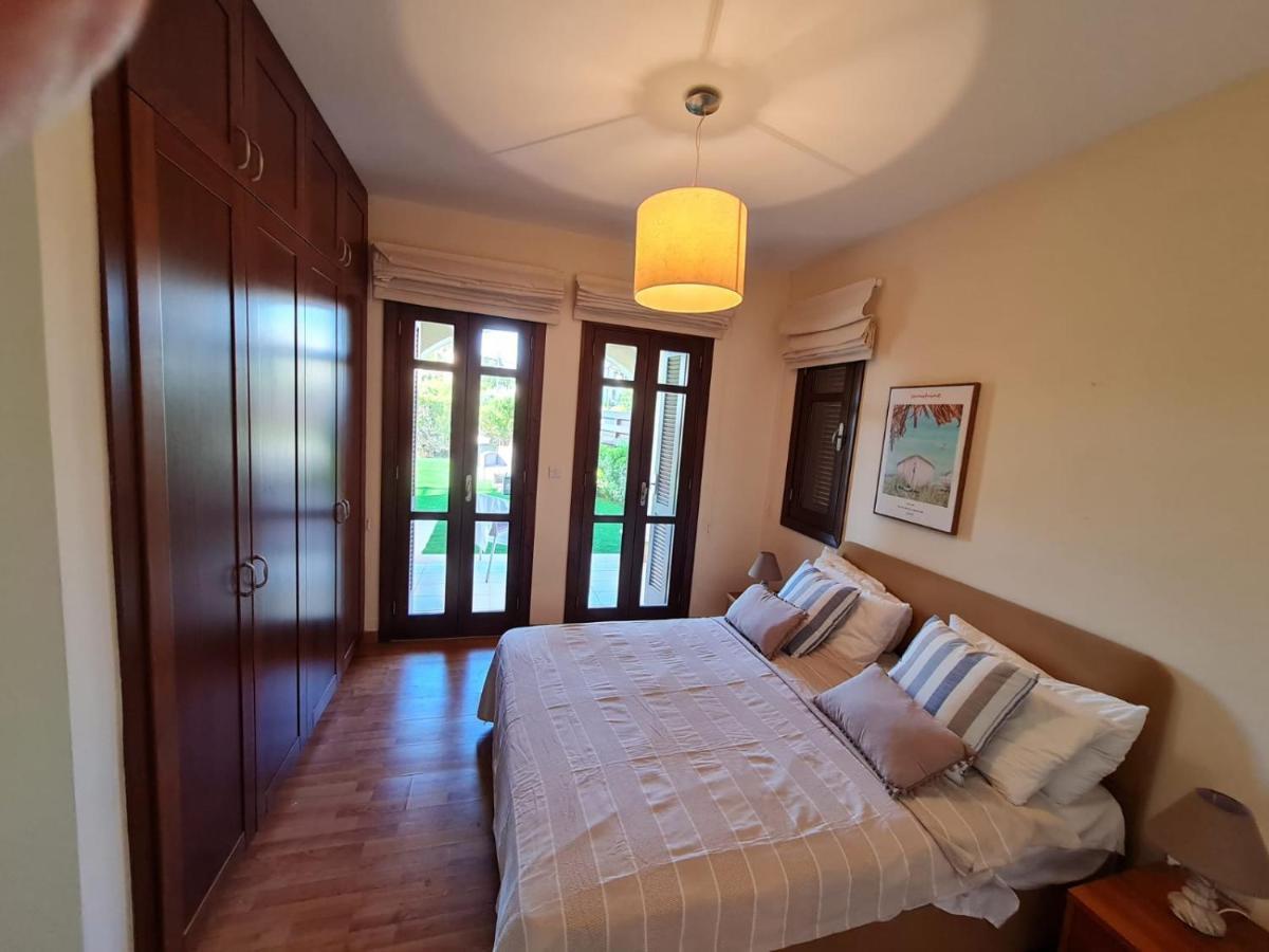 Helios Heights Spirits, Aphrodite Hills Golf Resort Kouklia Exteriör bild